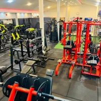 باشگاه بدنسازی سان فیت