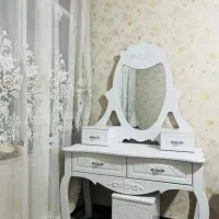 تخت و کند و میز ارایش.