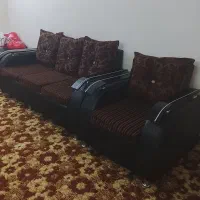 مبلمان به همراه میز ناهار خوری