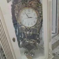 بوفه و ساعت