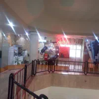 مغازه تجاری بازسازی شده و انباری در مرکز اسلامشهر