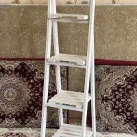 استند ایستاده سفید جنس چوبی