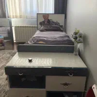 تخت وکمدلباس ومیز.. نوجوان چوب،بلوط