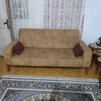 مبل و میز عسلی در حد نو