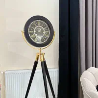 ساعت پایه دار استاده