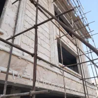 کارگر و برش کار سنگ