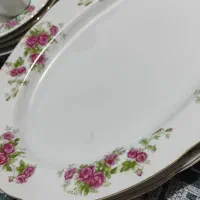 تعدادی گل سرخی ژاپن