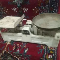 ۳ عدد ترازوی قدیمی و کلکسیونی