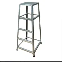 چهار پایه  آهنی