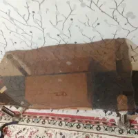 میز و سه عدد گل میز دارم به فروش میرسد