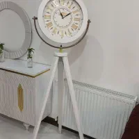 ساعت ایستاده