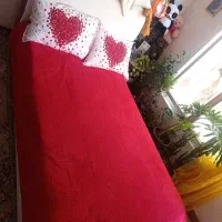 تخت یک ونیم نفره درحد نو .مدل تدی