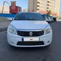 رنو ساندرو اتوماتیک مدل ۹۵