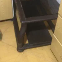 میز بزرگ وسط مبل