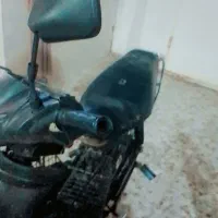 موتور سیکلت لاکی پیشرو ۱۲۵ فروش فوری