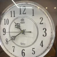 ساعت دیواری نو سالم فروشی