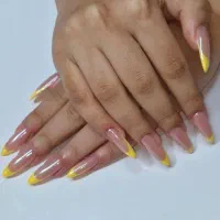 تخفیف ۳۰ درصدی کاشت و ترمیم ناخن