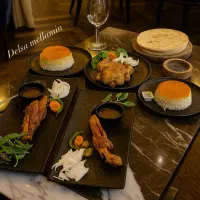 ظروف ملامین مشکی طرح چرم دل سا