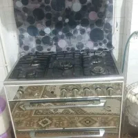 گاز 5 شعله طرح فر به فروش می‌رسد