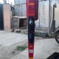 تخته اسکی روی آب