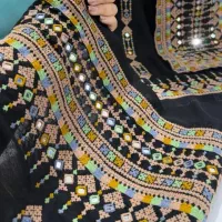 پذیرش و دوخت انواع لباس بلوچی
