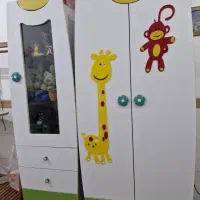 کمد لباس و اسباب بازی و تخت