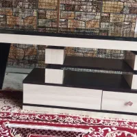 یه عدد میزتلوزیون درحدنوبسیارتمیزوکم کارکرد