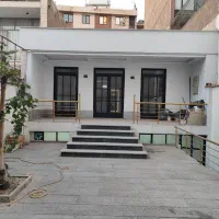 ۲۲۰ متر اداری تجاری دربست