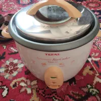 پلوپز تفال فرانسه اصل ۸نفره کارکرده و سالم .