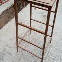 نرده بان و چهارپایه