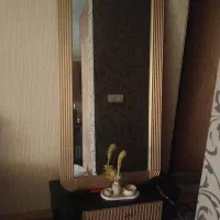 آینه و کنسول در حده نو با رنگ شیک