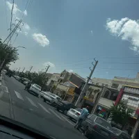 مغازه تجاری تمام‌عیار در بر اصلی چهارباغ