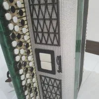 آکاردئون ، قارمان روسی ۱۰۱ باس اصلی