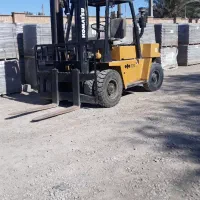 لیفتراک کوماتسو ۵ تن