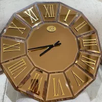 ساعت دیواری