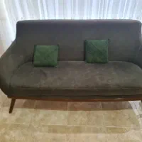 مبلمان ۷ نفره با میز وسط و ۲ عدد میز عسلی