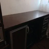 میز و پاتختی