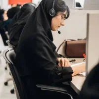 استخدام کارشناس فروش تلفنی، بدون نیاز به سابقه
