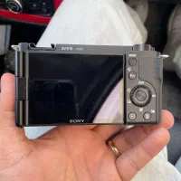 دوربین sony zve 10 + lenz 16/50