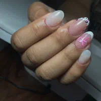 ارائه خدمات آرایشی حرفه ای