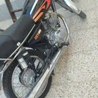 موتور ۱۲۵ زمرد کویر