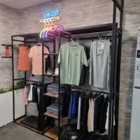 رگال فروشگاه پوشاک، کیف و کفش