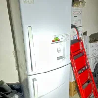 فروش تعدادی یخچال در حد نو