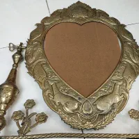 یک عدد اینه عتیقه کار دست جنس مس