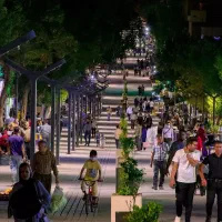 استخدام کارگر ماهر آبمیوه و بستنی