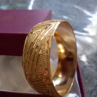 تکدست طلاروس