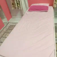 تخت و درایور اپادانا نوجوان همرا خوشخواب