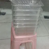 ظرف درب دار