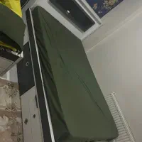 تخت خواب جوان