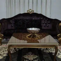 تعدادی وسایل منزل به فروش می‌رسد